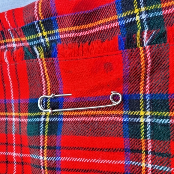 Pure New Wool Unisex Kilt Size 12 - Picture 3 of 10